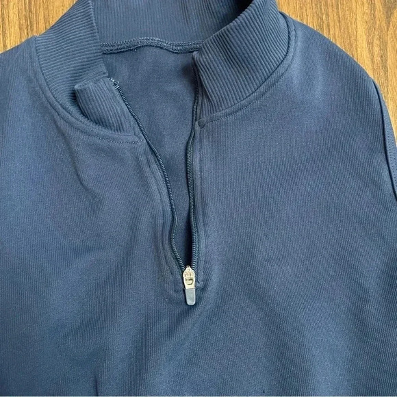 Vanquish Fitness Blue 1/4 Zip Workout Active Sleeveless Crop Top Women’s Size L - Picture 5 of 9